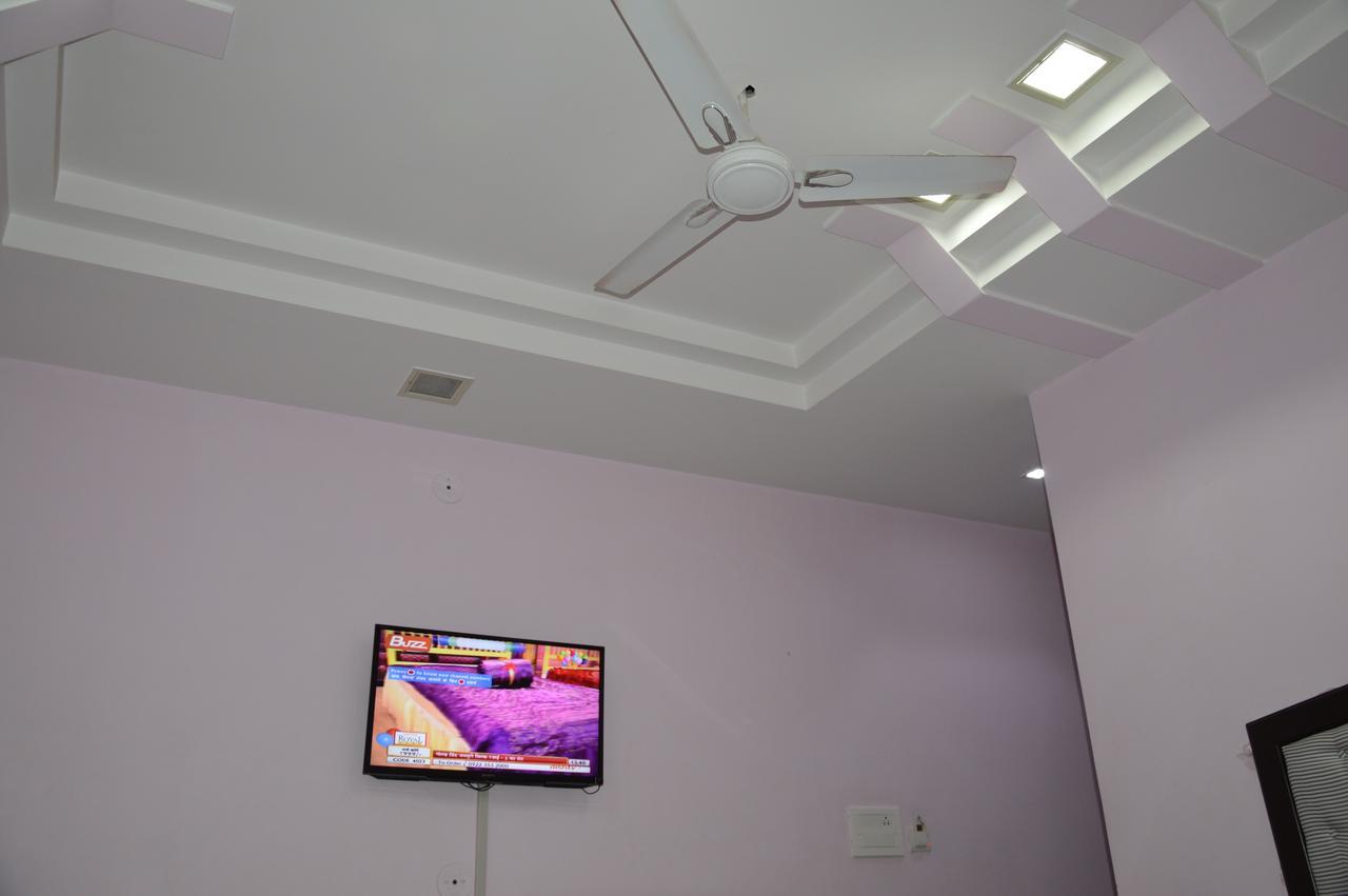 Hotel Galaxy Inn ชัยปุระ ภายนอก รูปภาพ